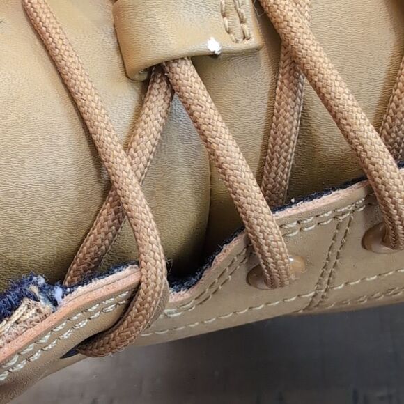 Nike Woodside 2 High ACG Boots Wheat/Black Size 5.5Y - Picture 9 of 10